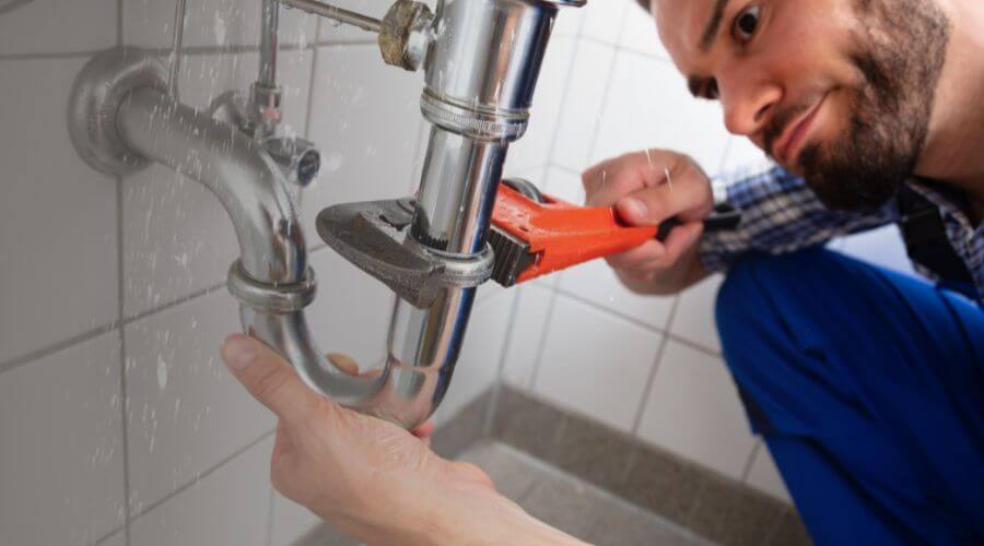 Professional same day plumber services in Palm Springs, CA